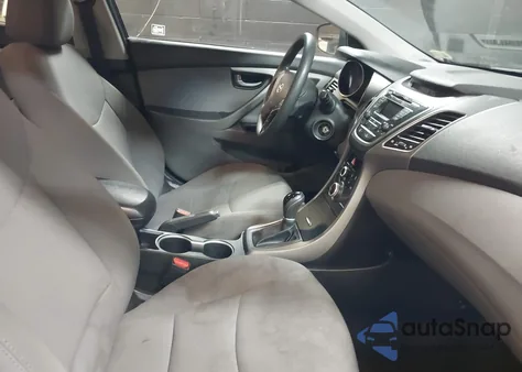 2016 Hyundai Elantra Se z USA, uszkodzony, nr VIN 5NPDH4AE0GH737255